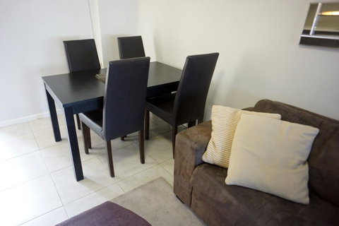 Studio 4 - Ground Floor Fremantle Apartment - Accommodation Burleigh 5