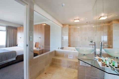 Gateway Hotel By Nightcap Plus - Accommodation Burleigh 31