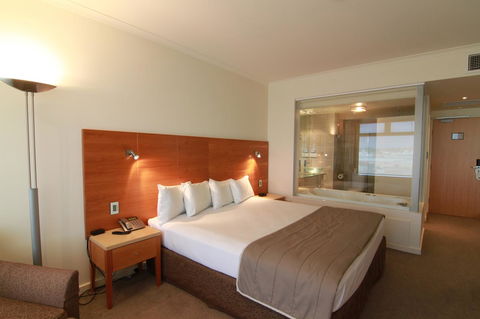 Gateway Hotel By Nightcap Plus - Accommodation Burleigh 40