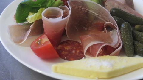 Comfort Inn Devonport - Accommodation Burleigh 2