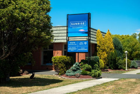 Comfort Inn Devonport - Accommodation Burleigh 25