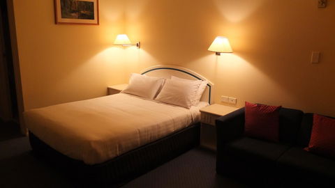 Comfort Inn Devonport - Accommodation Burleigh 37