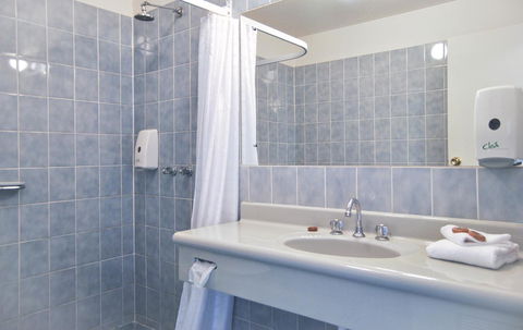 Comfort Inn Devonport - Accommodation Burleigh 32