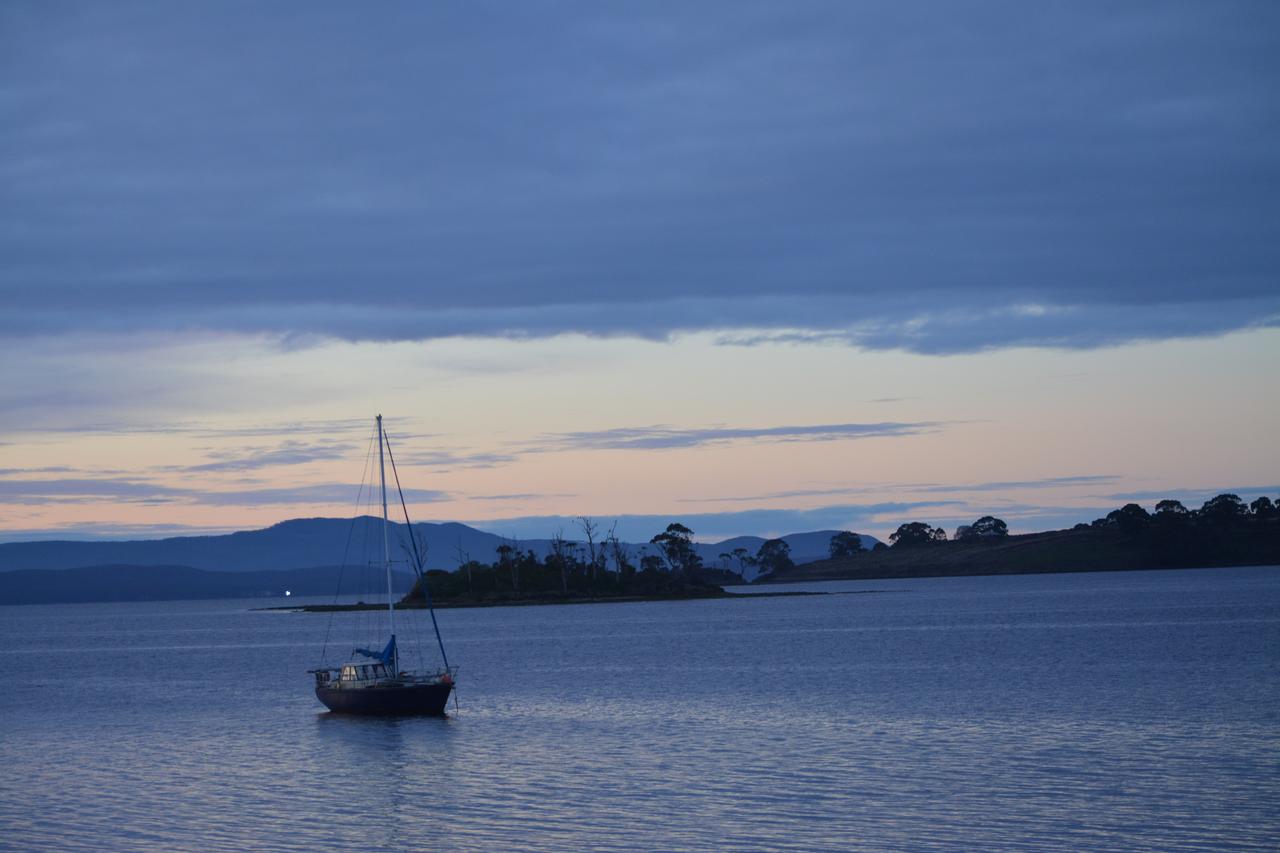 Dover TAS Accommodation Burleigh
