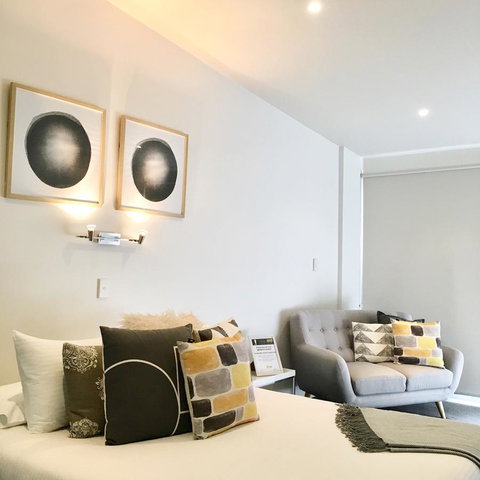 Sandy Bay Studio Apartment - Accommodation Burleigh 0