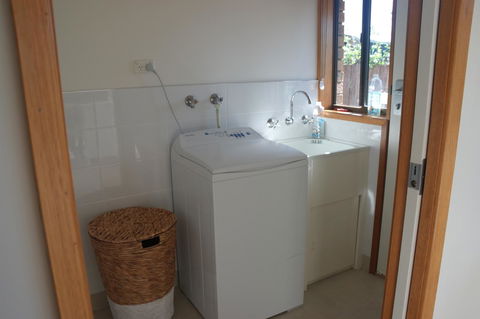 Modern 2 Bedroom Appartment - Accommodation Burleigh 13