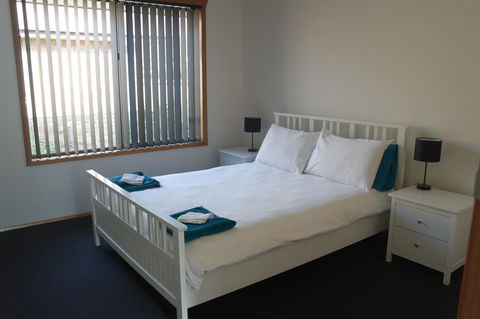 Modern 2 Bedroom Appartment - Accommodation Burleigh 5