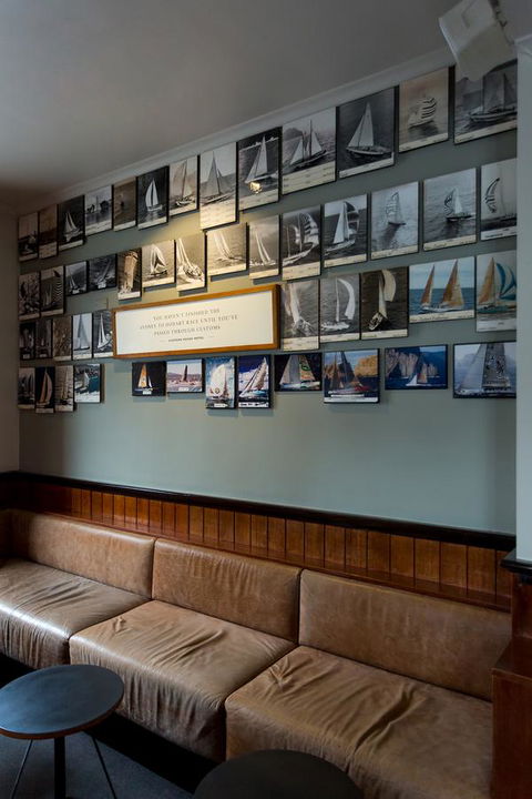 Customs House Hotel - Accommodation Burleigh 21