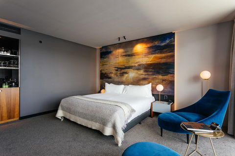 MACq 01 Hotel - Accommodation Burleigh 7