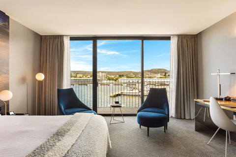 MACq 01 Hotel - Accommodation Burleigh 9