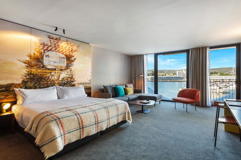 MACq 01 Hotel - Accommodation Burleigh 34