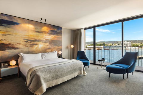 MACq 01 Hotel - Accommodation Burleigh 12