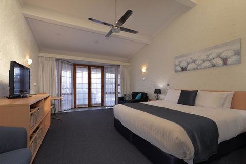 Barclay Motor Inn - Accommodation Burleigh 1