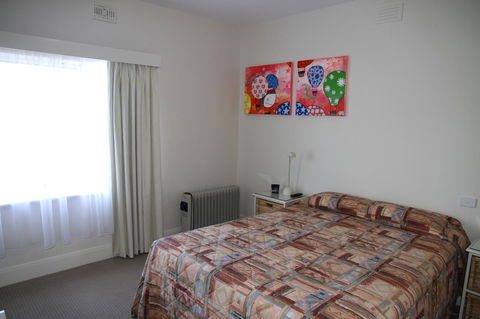 Barclay Motor Inn - Accommodation Burleigh 37