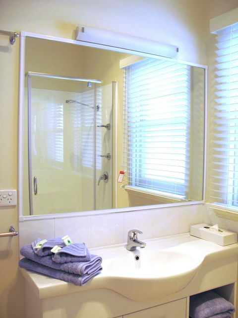 Barclay Motor Inn - Accommodation Burleigh 41