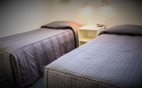 Barclay Motor Inn - Accommodation Burleigh 23