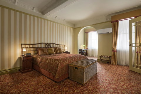 Hadley\'s Orient Hotel - Accommodation Burleigh 26