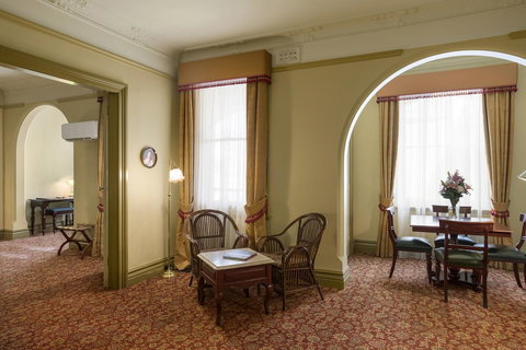 Hadley\'s Orient Hotel - Accommodation Burleigh 22