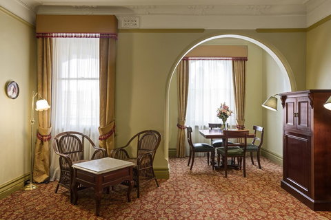 Hadley\'s Orient Hotel - Accommodation Burleigh 23