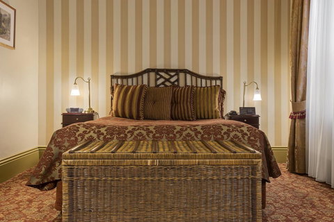 Hadley\'s Orient Hotel - Accommodation Burleigh 30