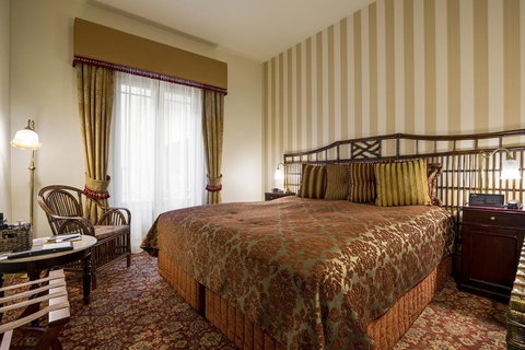 Hadley\'s Orient Hotel - Accommodation Burleigh 32