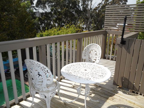 Anchorage Waterfront Retreat - Accommodation Burleigh 20