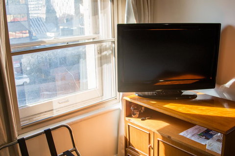 The Macquarie Hobart - Accommodation Burleigh 43