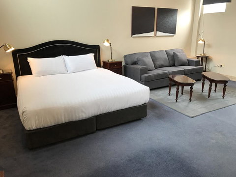 The Macquarie Hobart - Accommodation Burleigh 6