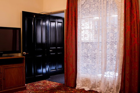 The Macquarie Hobart - Accommodation Burleigh 32