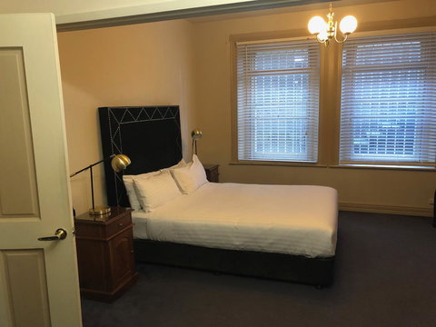 The Macquarie Hobart - Accommodation Burleigh 2