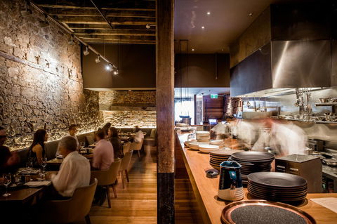 The Henry Jones Art Hotel - Accommodation Burleigh 17