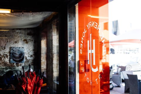The Henry Jones Art Hotel - Accommodation Burleigh 8