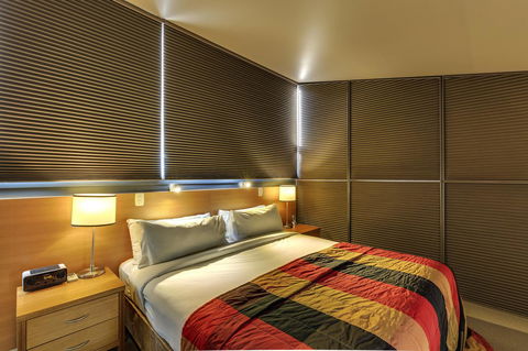 The Henry Jones Art Hotel - Accommodation Burleigh 29