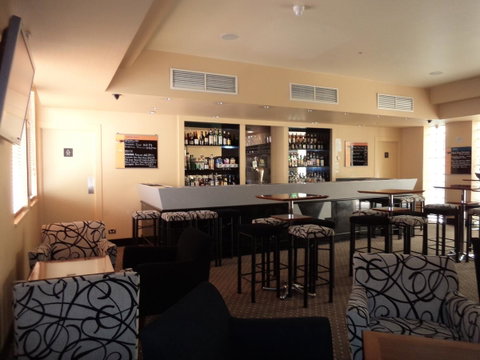 Salamanca Inn - Accommodation Burleigh 18