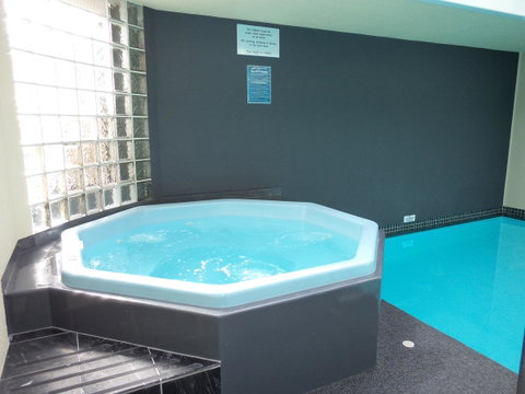 Salamanca Inn - Accommodation Burleigh 14