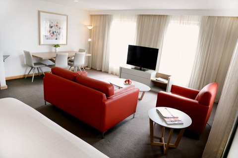 Salamanca Inn - Accommodation Burleigh 11