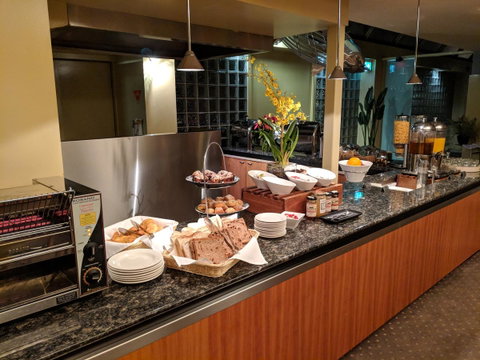 Salamanca Inn - Accommodation Burleigh 1