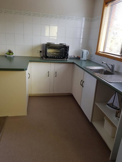 Blue Seas Holiday Villas - Accommodation Burleigh 42