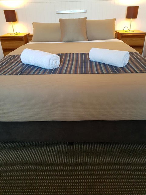 Blue Seas Holiday Villas - Accommodation Burleigh 23