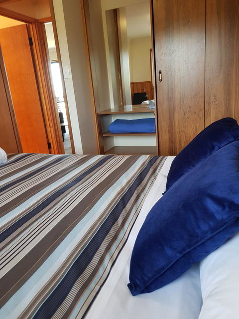 Blue Seas Holiday Villas - Accommodation Burleigh 20