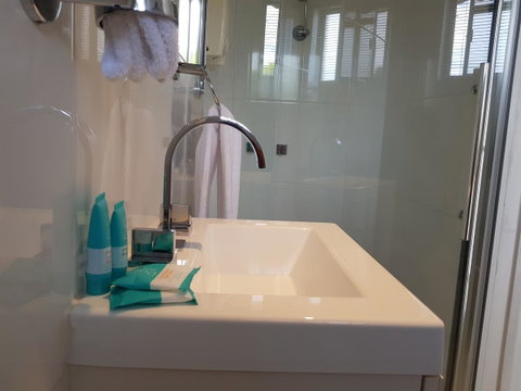 Blue Seas Holiday Villas - Accommodation Burleigh 21