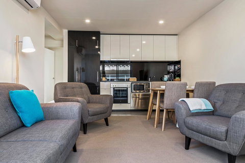 110 Hampden Apartments - Accommodation Burleigh 25