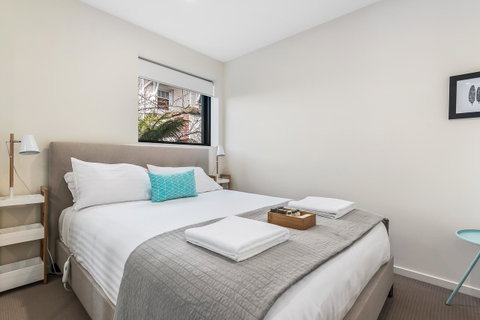 110 Hampden Apartments - Accommodation Burleigh 11