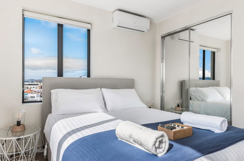 110 Hampden Apartments - Accommodation Burleigh 34