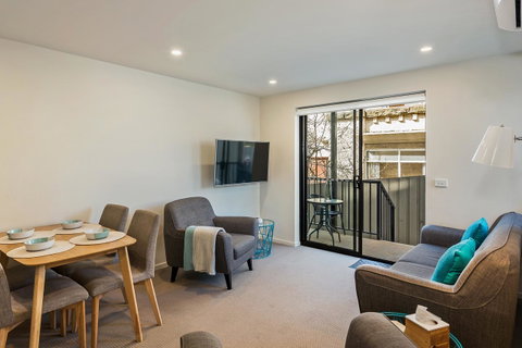 110 Hampden Apartments - Accommodation Burleigh 24