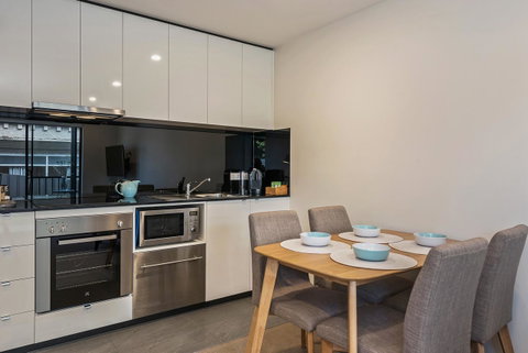 110 Hampden Apartments - Accommodation Burleigh 23
