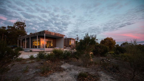 Aplite House - Accommodation Burleigh 3