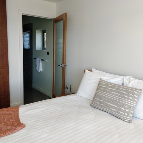 Aplite House - Accommodation Burleigh 13