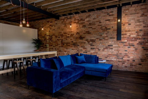 105 Mac Unique Apartments - Accommodation Burleigh 24