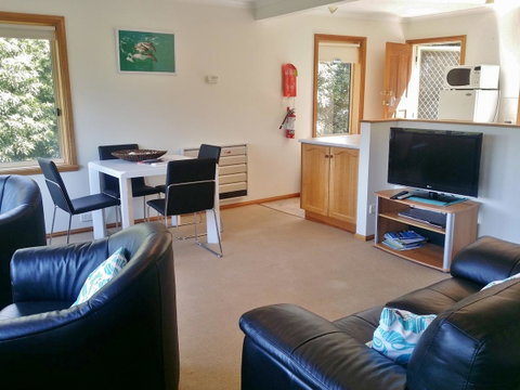 Freycinet Sanctuary 5 - Accommodation Burleigh 3